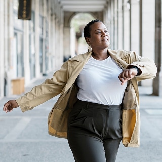 photo of woman walking benefits